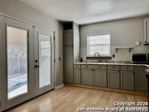 Building Photo - 12200 La Barca St