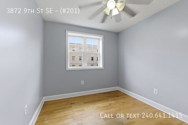 Building Photo - 3872 9th St SE