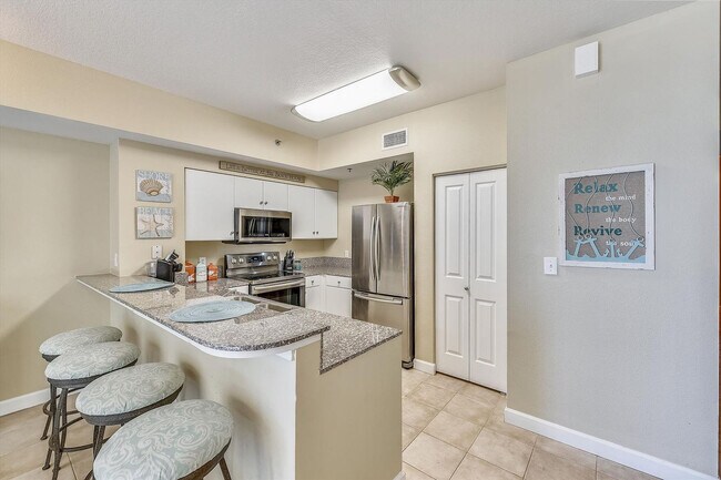 Building Photo - 104 Gulfside Ct