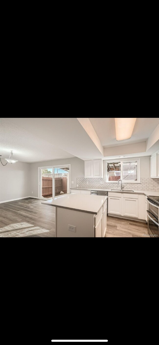 Building Photo - 1046 W 88th Ave