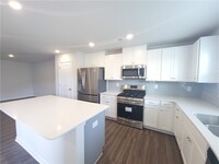 Building Photo - 545 Brasstown Ct