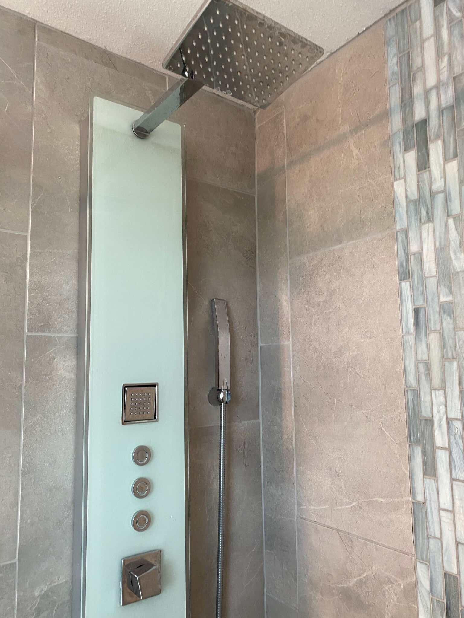 Master Shower - 9302 Fermi Ave