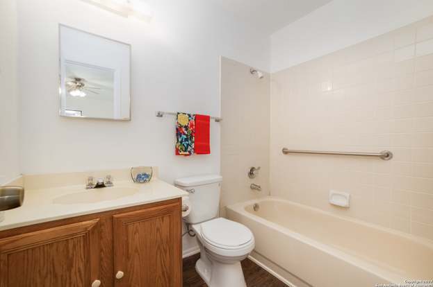 Building Photo - 12811 Hunting Bear