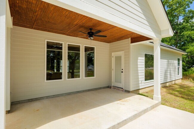 Building Photo - 5039 Hatfield Cir