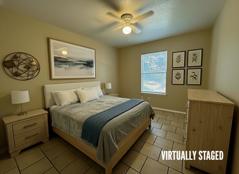 Building Photo - 1705 Cedarhill Dr