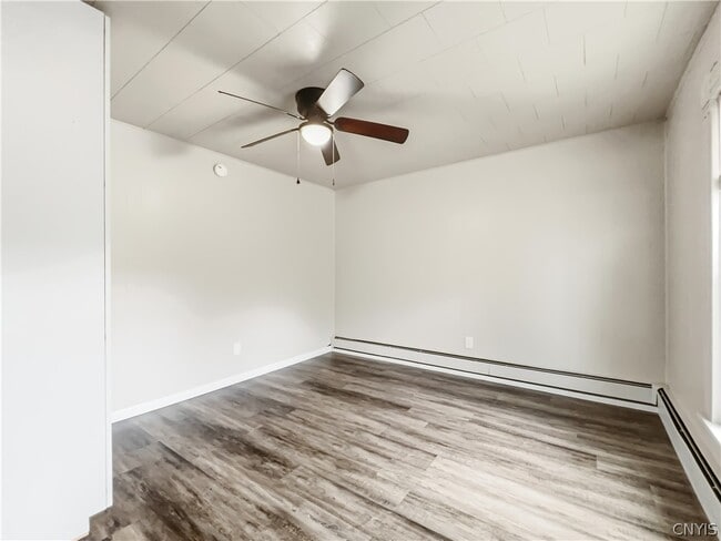 Building Photo - 9595 Brewerton Rd
