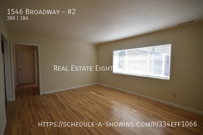 Building Photo - 1546 Broadway-#2