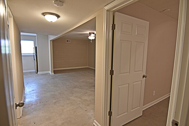 Hemingway 1-bed (4).jpg - Hemingway House | Renovated Apartments