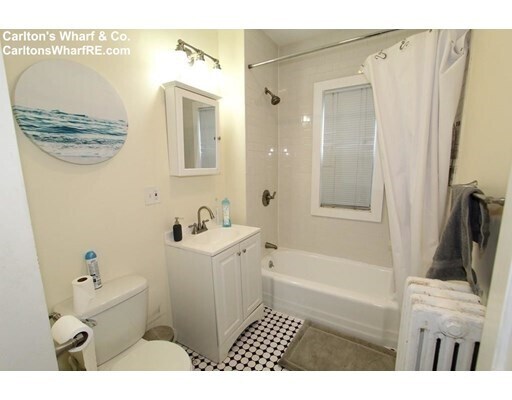 Building Photo - 97 Beacon St