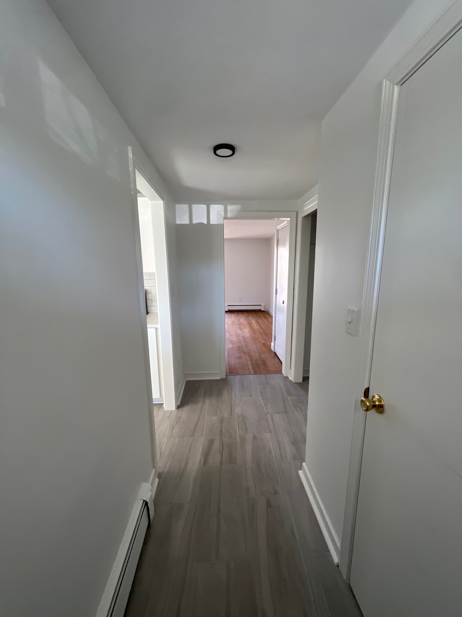 Building Photo - 42 Pond St