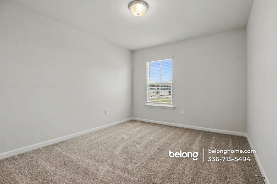 Building Photo - 2933 Denson Rd