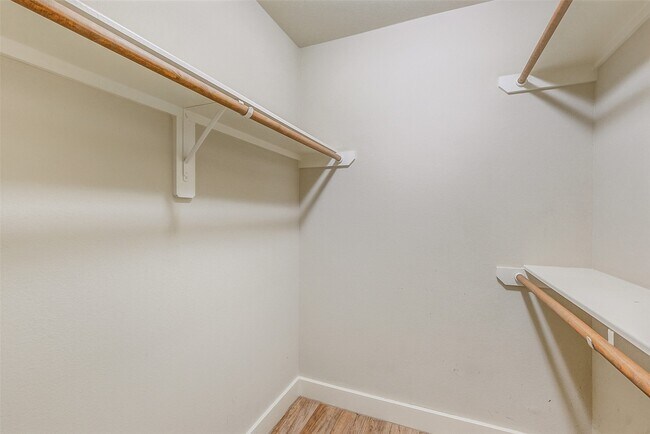 Building Photo - 605 Pinto Springs Ln