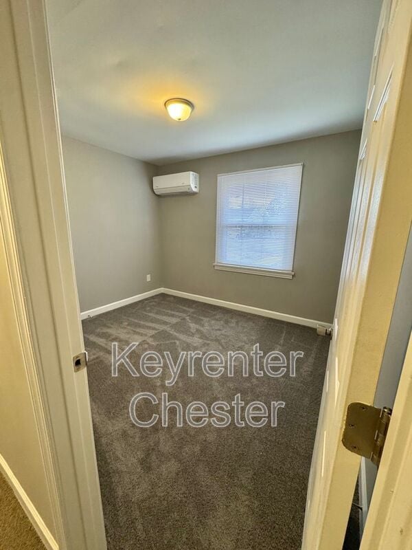 Building Photo - 2607 Petersburg St