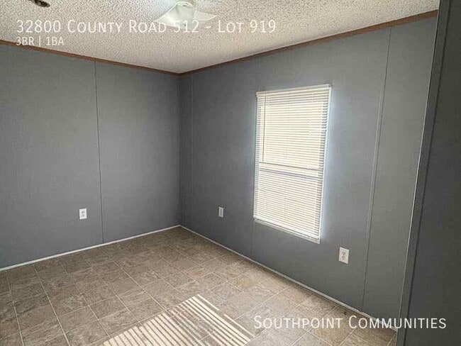 Building Photo - 32800 Co Rd 512