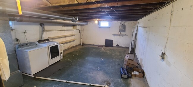 Basement with Laundry - 1037 E Prospect St