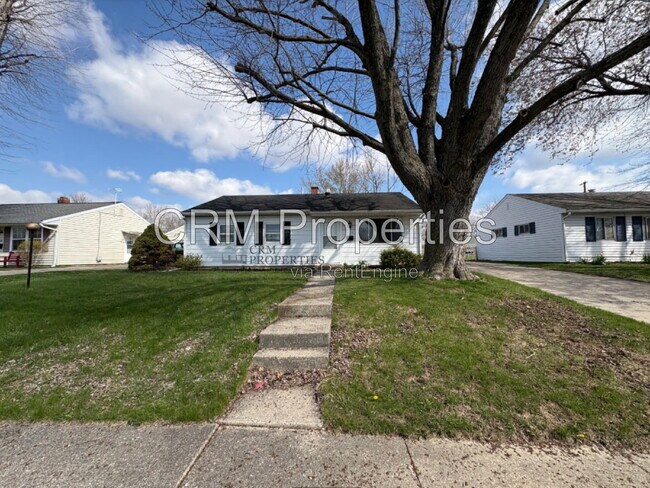 Building Photo - 1936 Lynwood Dr
