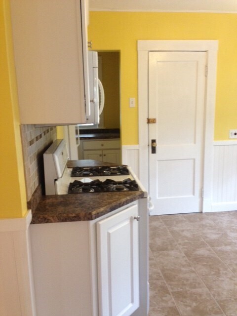 Building Photo - 280 Willow St