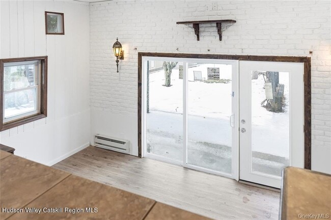 Building Photo - 378 Broadway