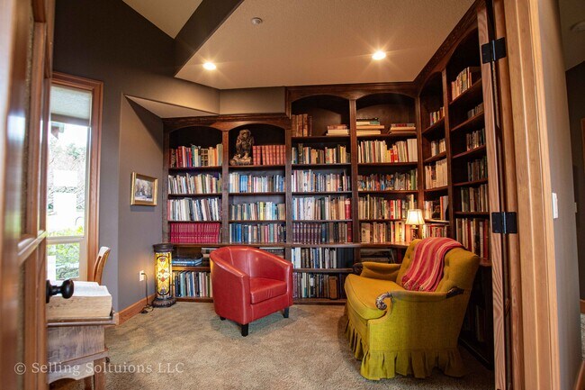 Building Photo - 5010 SE 362nd Ave