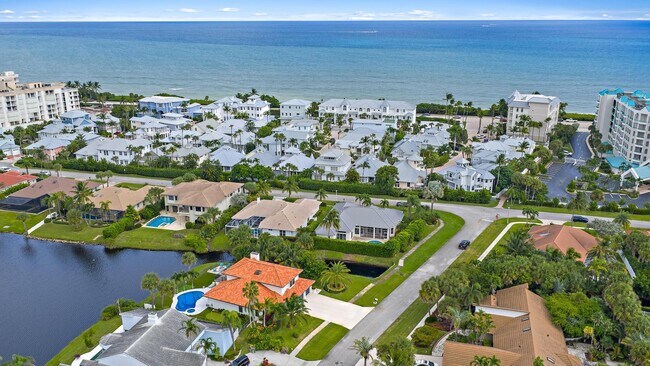 Building Photo - 129 Olympus Way