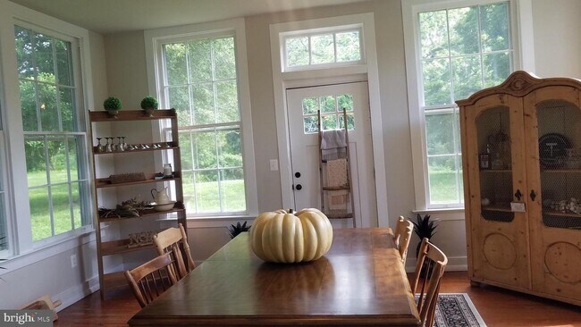 Building Photo - 8650 Mulberry Grove Pl