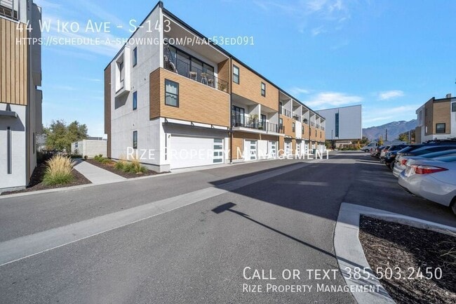 Building Photo - 44 W Iko Ave