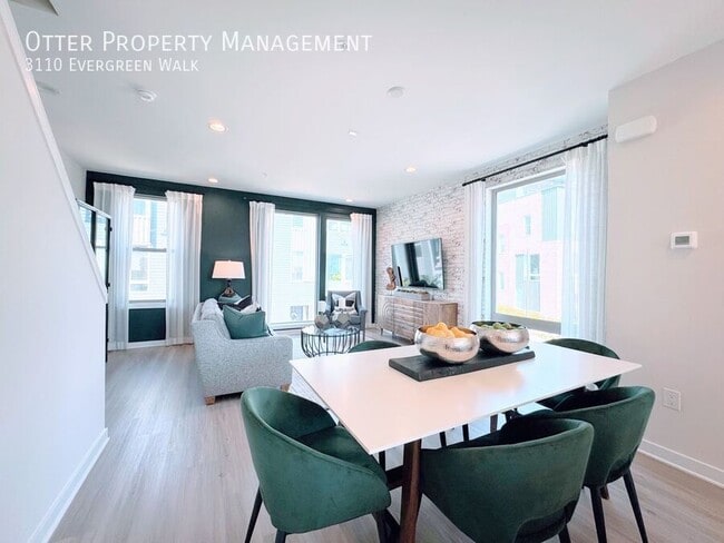 Building Photo - 3110 Evergreen Walk