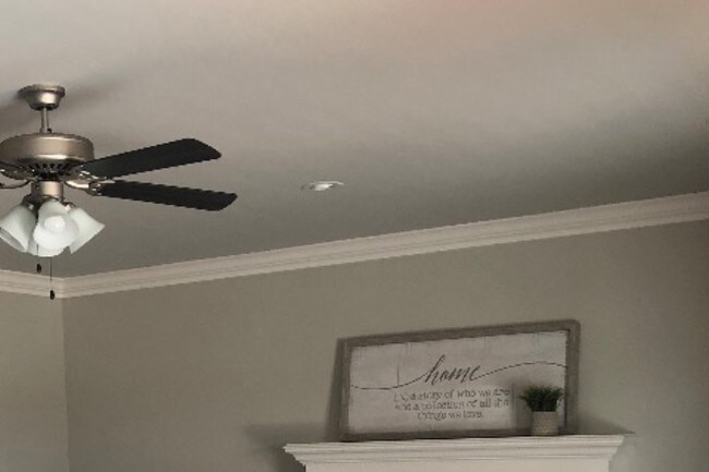 Building Photo - 12037 Ashford Dr