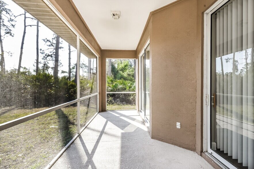Building Photo - 7452 Battalla Rd