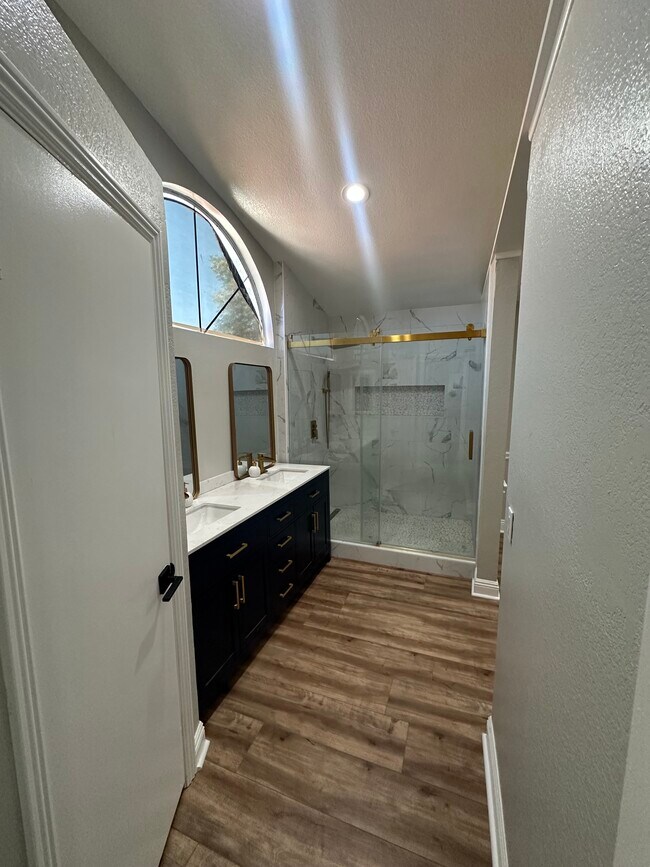 Building Photo - 1643 Derby Ct
