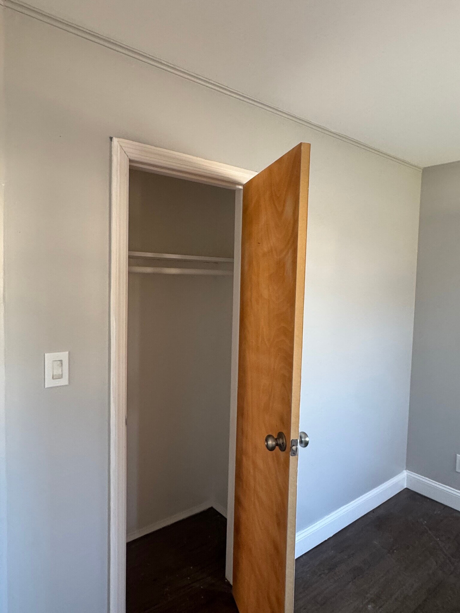 Building Photo - 1239 August Rd