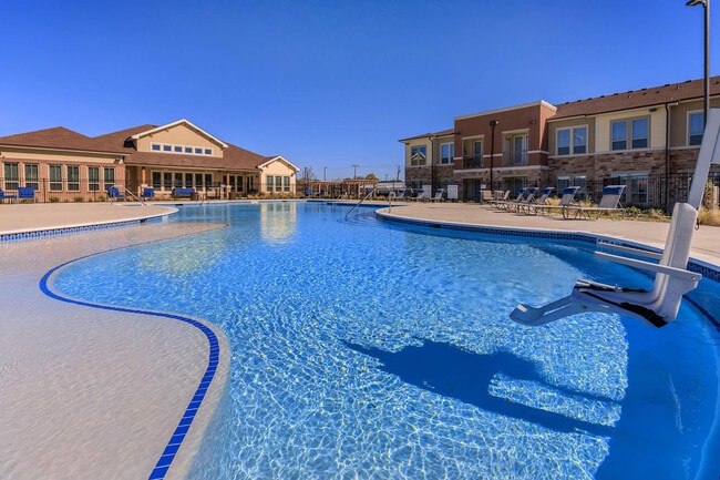 Building Photo - Oceana