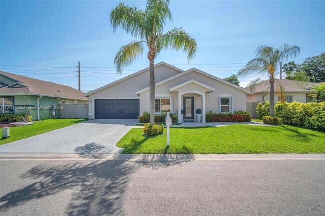 Building Photo - 252 Malibu Cir