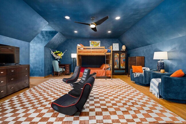 Building Photo - House in Washington IL, 4 bedrooms / 3.5 baths and 3 car attached garage