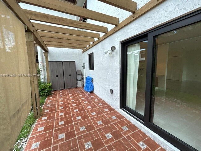 Building Photo - 6900 NW 169th St