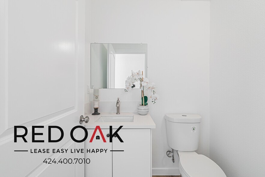 Building Photo - 6752 Ben Ave