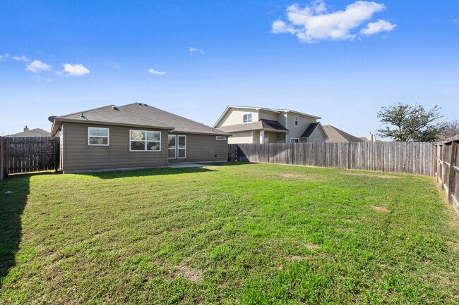 Building Photo - 7722 Bridgepointe Dr