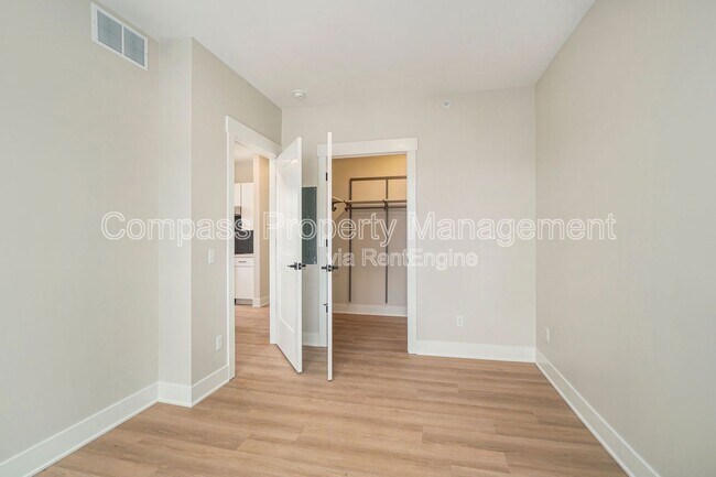 Interior Photo - Prospect Flats