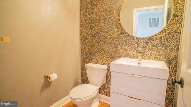 Building Photo - 108 Barefield Ln