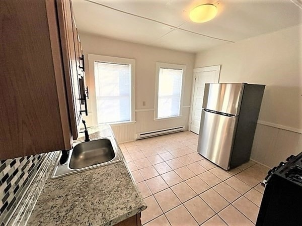 Primary Photo - 109 Capen St