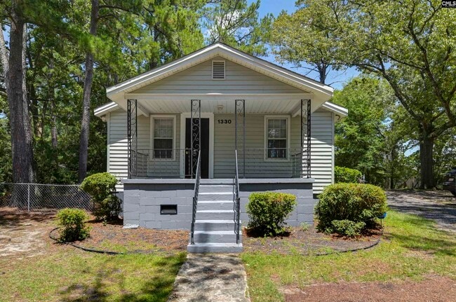 Primary Photo - 1330 Kingston Rd