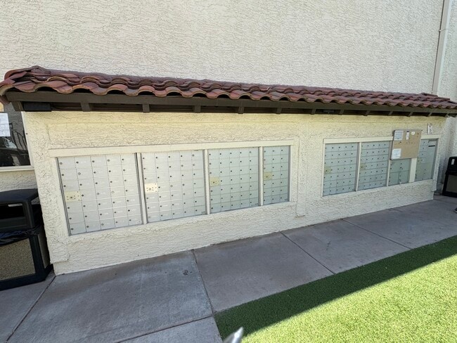 mailboxes - 11011 N 92nd St