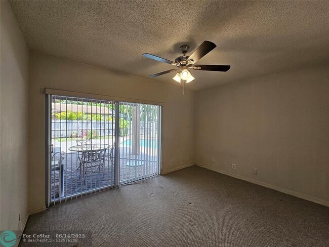 Building Photo - 11327 Little Bear Dr