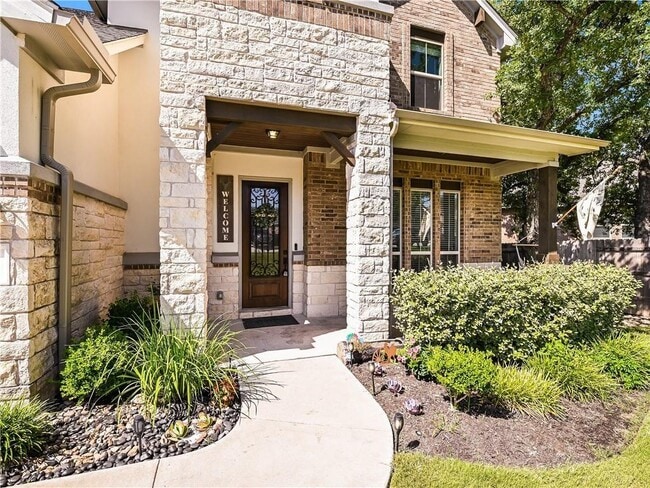 Building Photo - 332 Quartz Dr