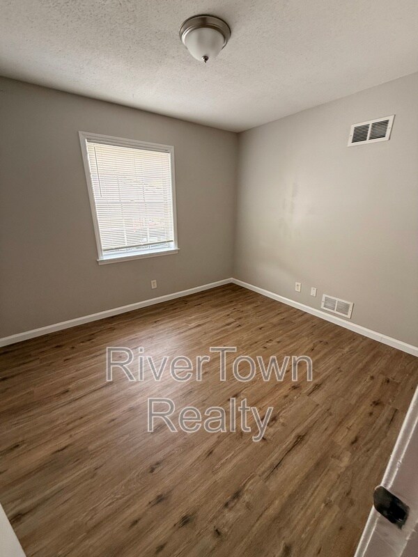 Building Photo - 3113 Wickham Dr