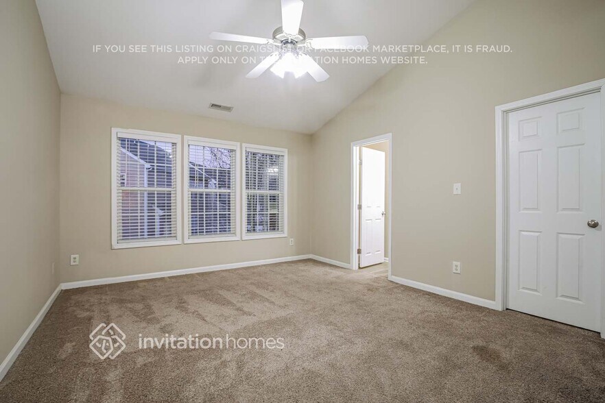 Building Photo - 7807 Green Mill Dr