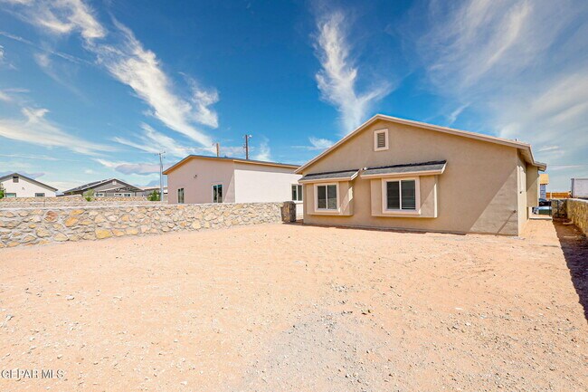 Building Photo - 14262 Kayla Mia Dr