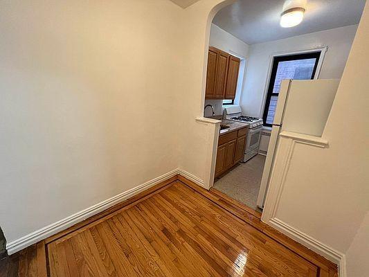 Building Photo - 0 bedroom in BRONX NY 10456