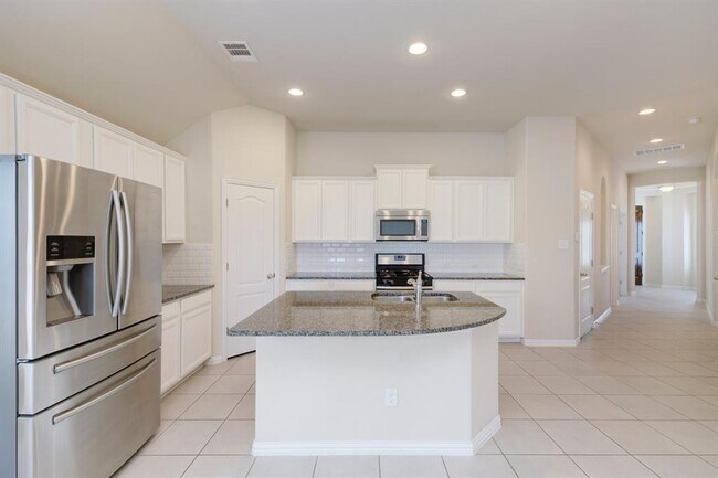 Building Photo - 753 Hot Spring Valley