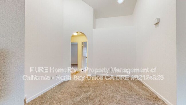 Building Photo - 514 Christopher Way